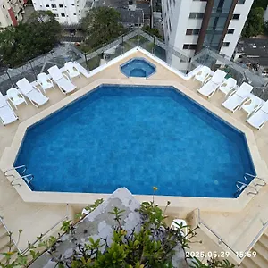 Apartamento En Bocagrande - Piscina, Jacuzzi Y Mar, Cartagena